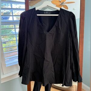 Tuckernuck L Pomander Place Easton Blouse top Black Peplum Swing Puff Sleeve